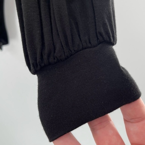 Blue Blush Black Vici Bodysuit with Long Balloon Sleeves V-Neck Size Large - Picture 4 of 12